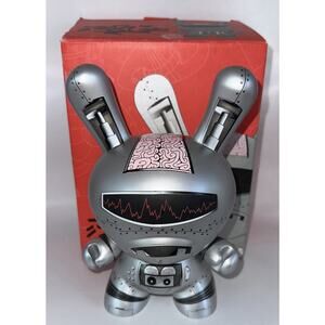 DER Kidrobot Robodunny Dunny Robot 8" Vinyl Figure